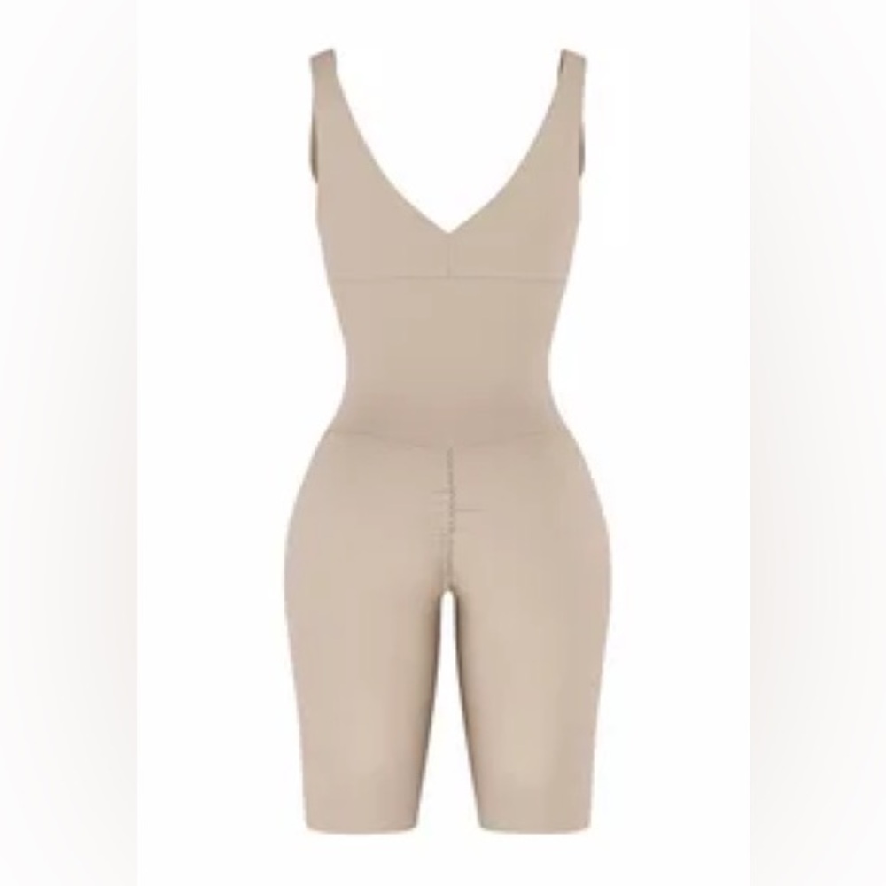 Leonisa Seamless Beige Shapewear Bodysuit